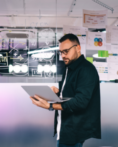 Free Zone vs Mainland UAE: How to Choose the Right Company Structure